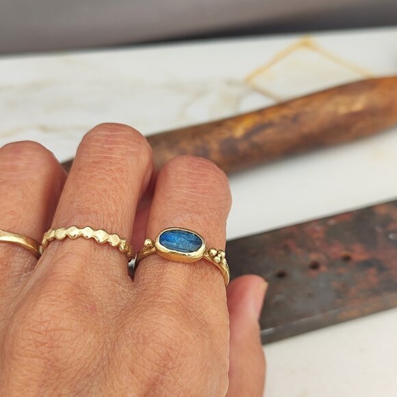 14K Yellow gold ring with Blue Kyanite. UNIQUE handmade beautiful texture ring. - Picture 11 of 13